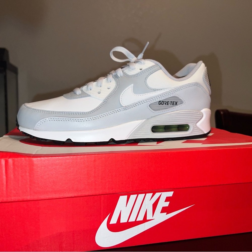 NIKE AIR MAX 90 GORE-TEX 'PHOTON DUST'